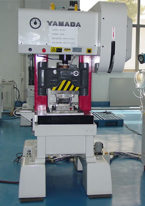 日本 YAMADA DOBBY 山田 DP-35CS C型 雙導(dǎo)柱 高速?zèng)_床